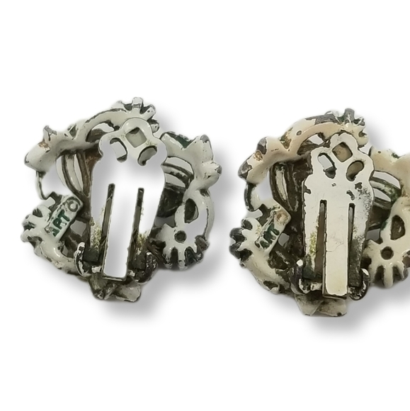 VINTAGE MODE ART ANTIQUE FINISH WHITE & COLORFUL RHINESTONE CLIP ON EARRINGS - Picture 4 of 6